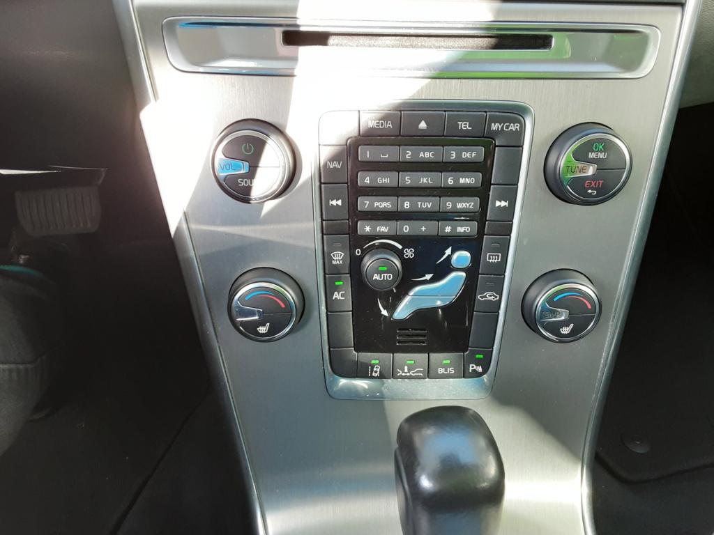 Volvo XC60 2.0 t5 momentum