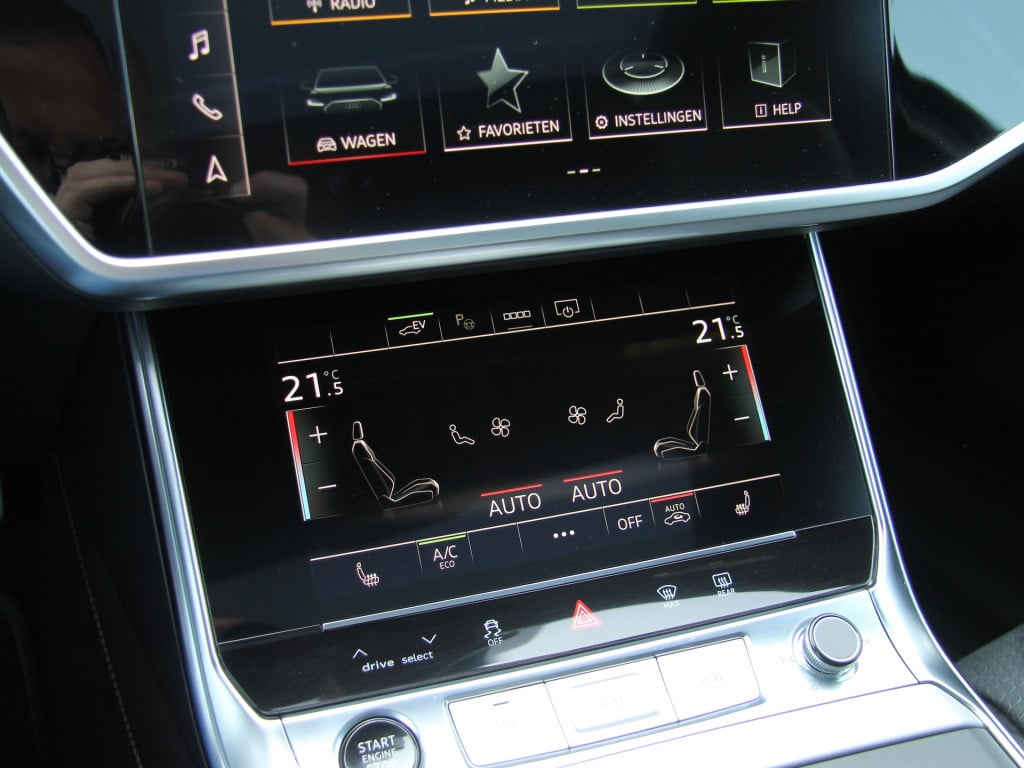 Audi A6 avant 55tfsi e hybrid 367pk quattro competition s-line | pano dak |