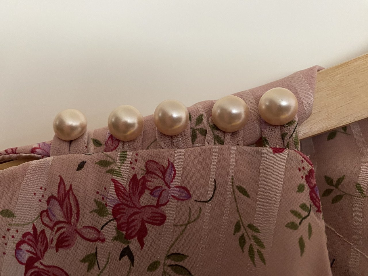 Luxe Dameskleding maat 40, blouses, jurken, rokken