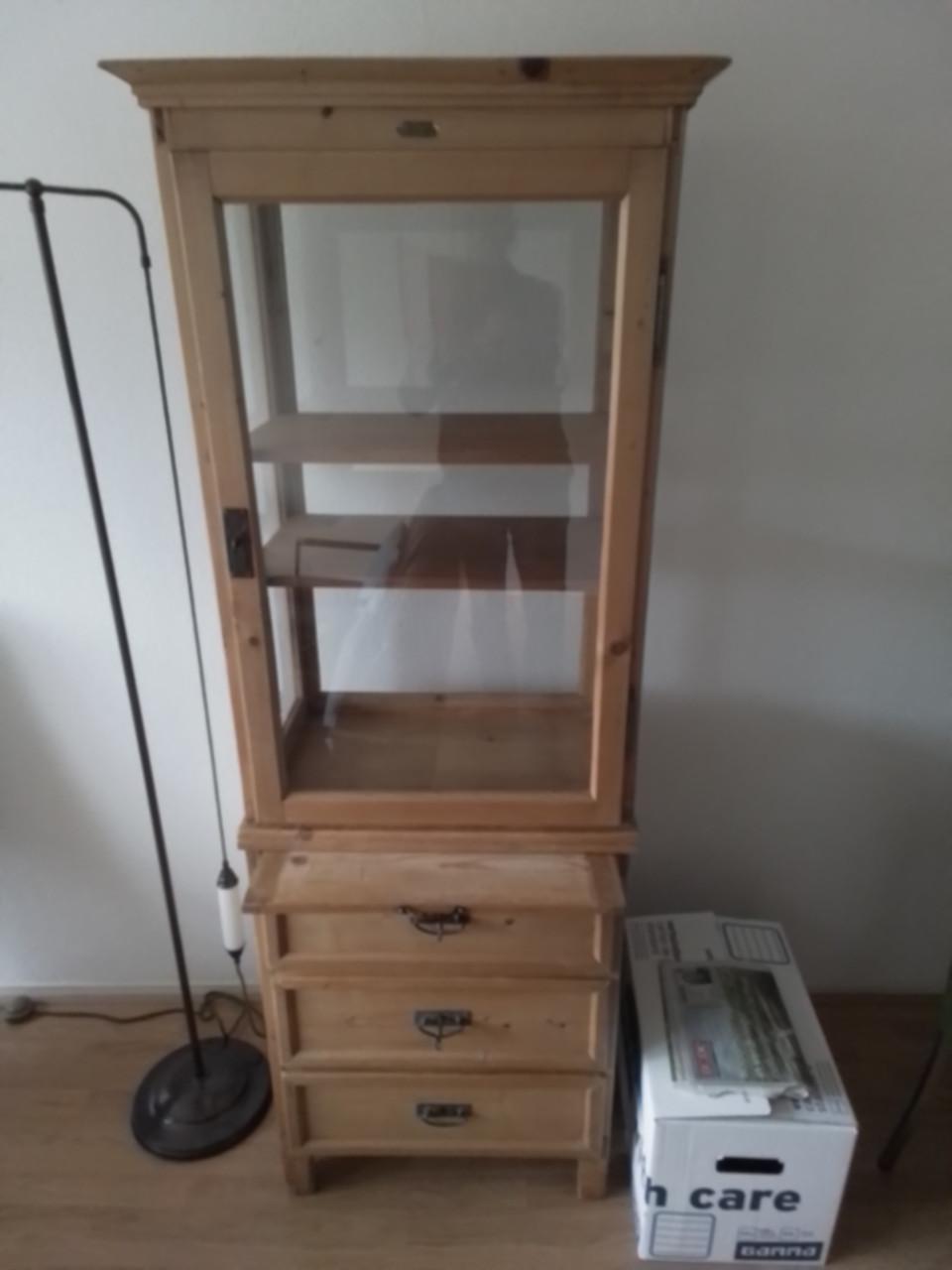 Twee grenen kasten voor €150 (Oost-Europa)