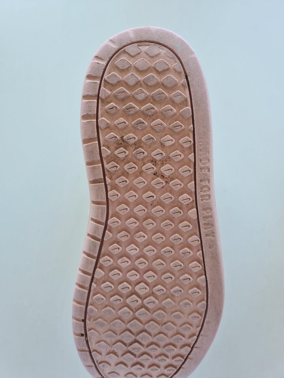 Nike witte met roze klittenband sneackers Maat 31