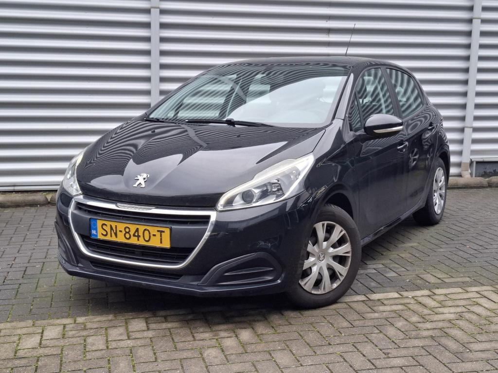 Peugeot 208 1.2 active nav/airco/cruise