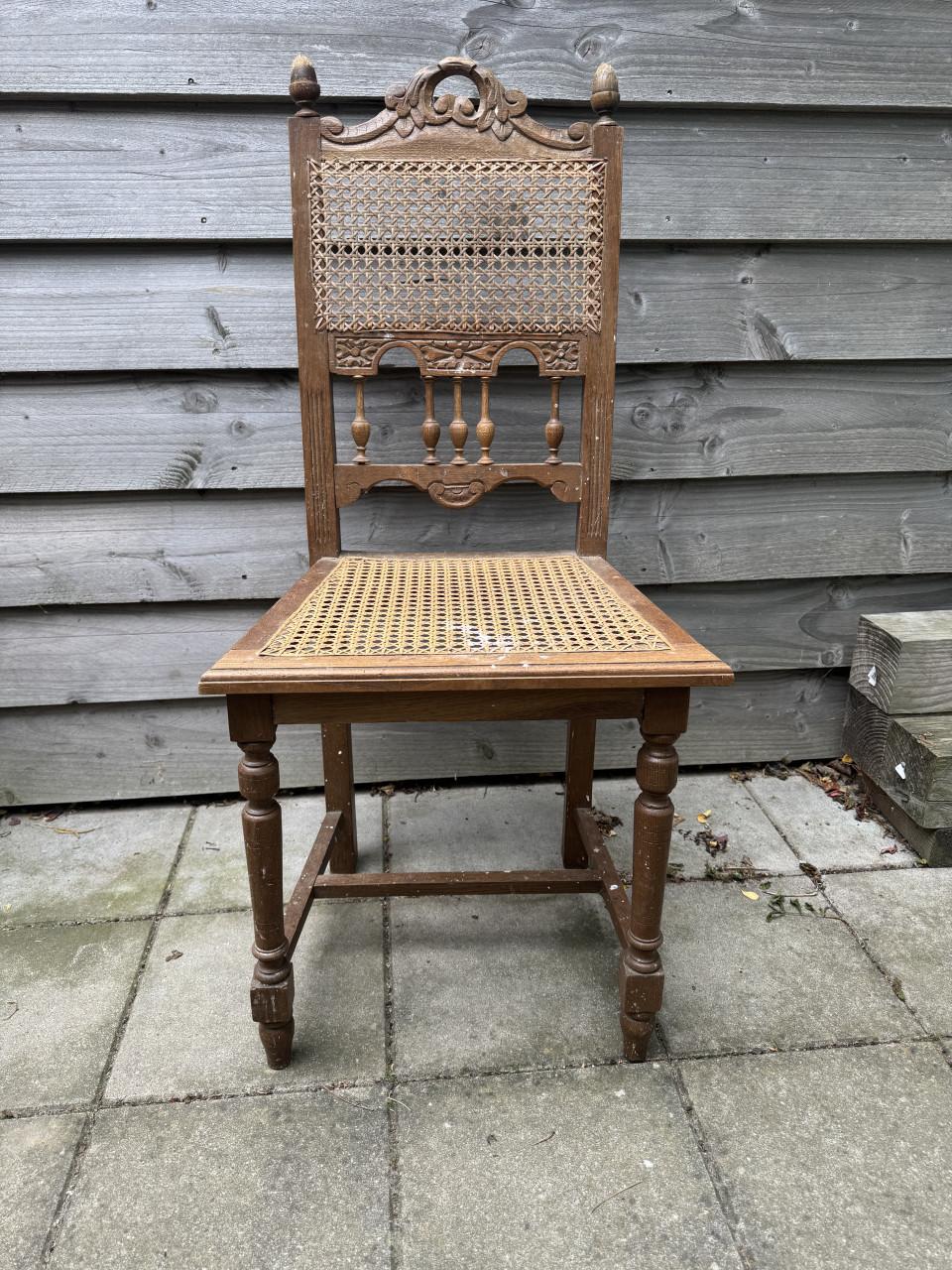 Leuke antieke stoelen