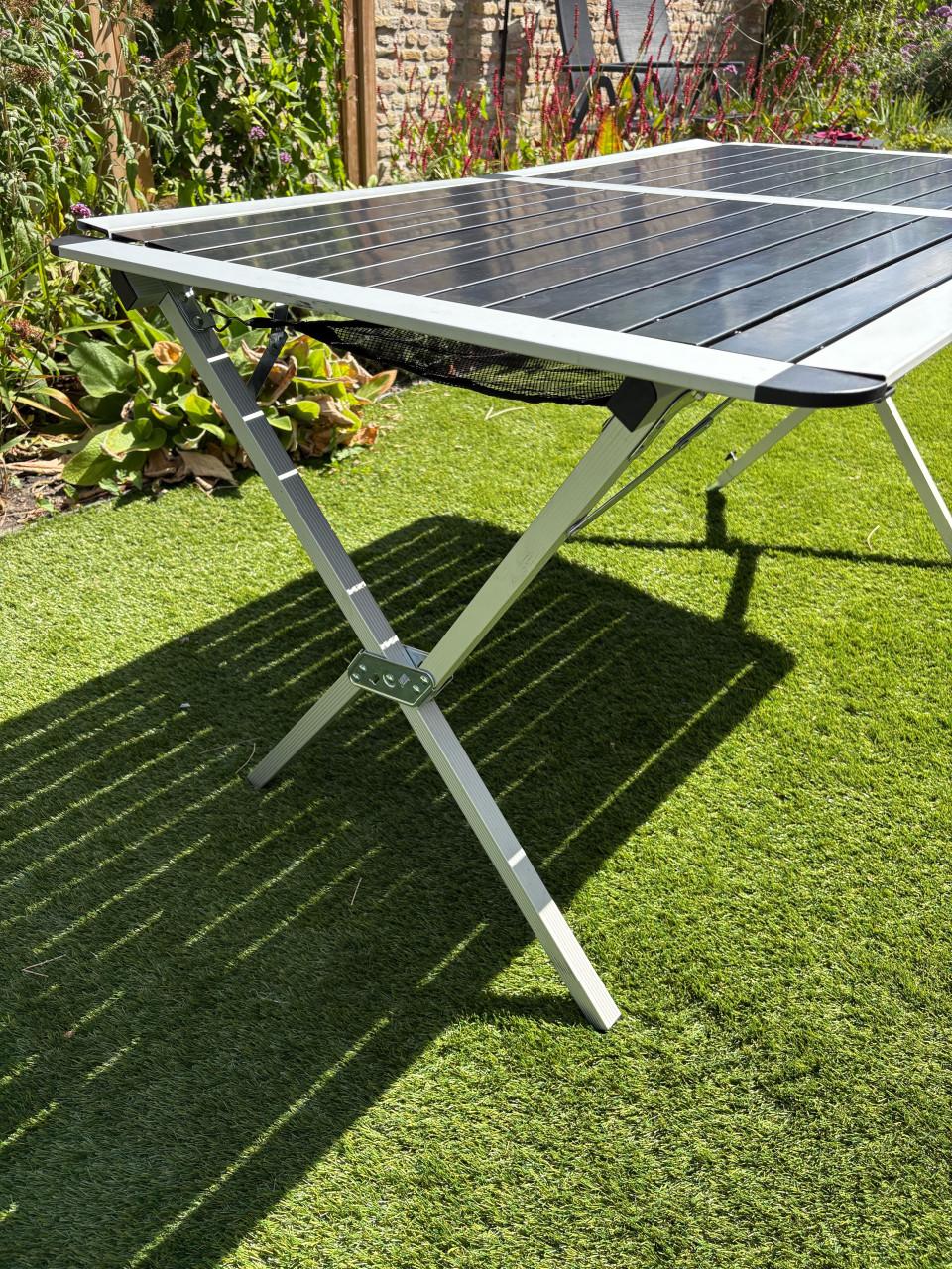 Humane Nature campingtafel + Bardani campingstoelen