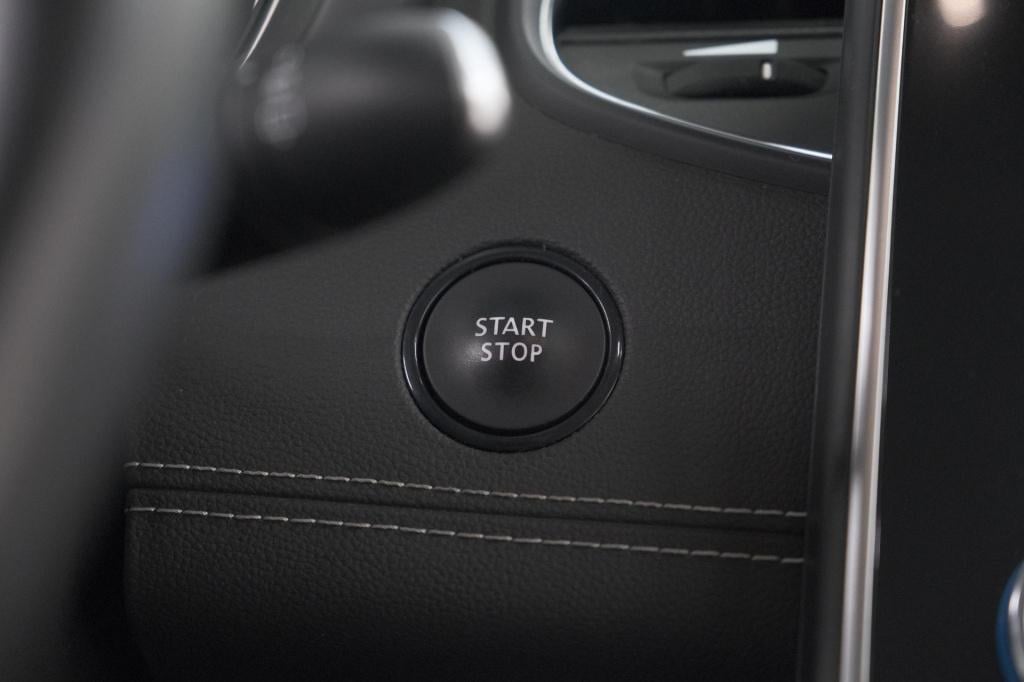 Renault Scenic tce 140 edc bose | trekhaak | camera | stoelverwarming | ada