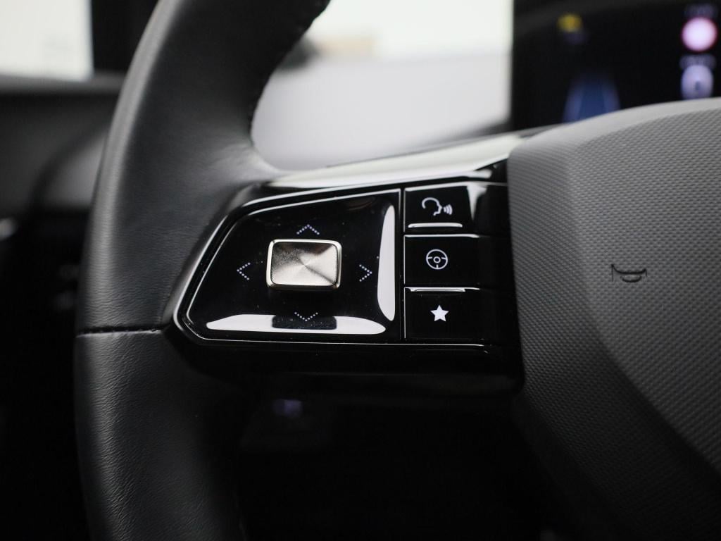 MG Mg4 64 kwh luxury