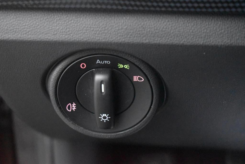 Volkswagen UP! 1.0 bmt move up! | radio | airco | automatische verlichting 