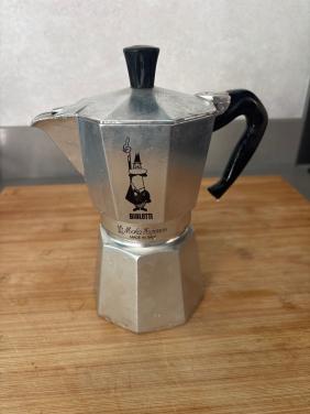 Bialetti Moka Express percolator