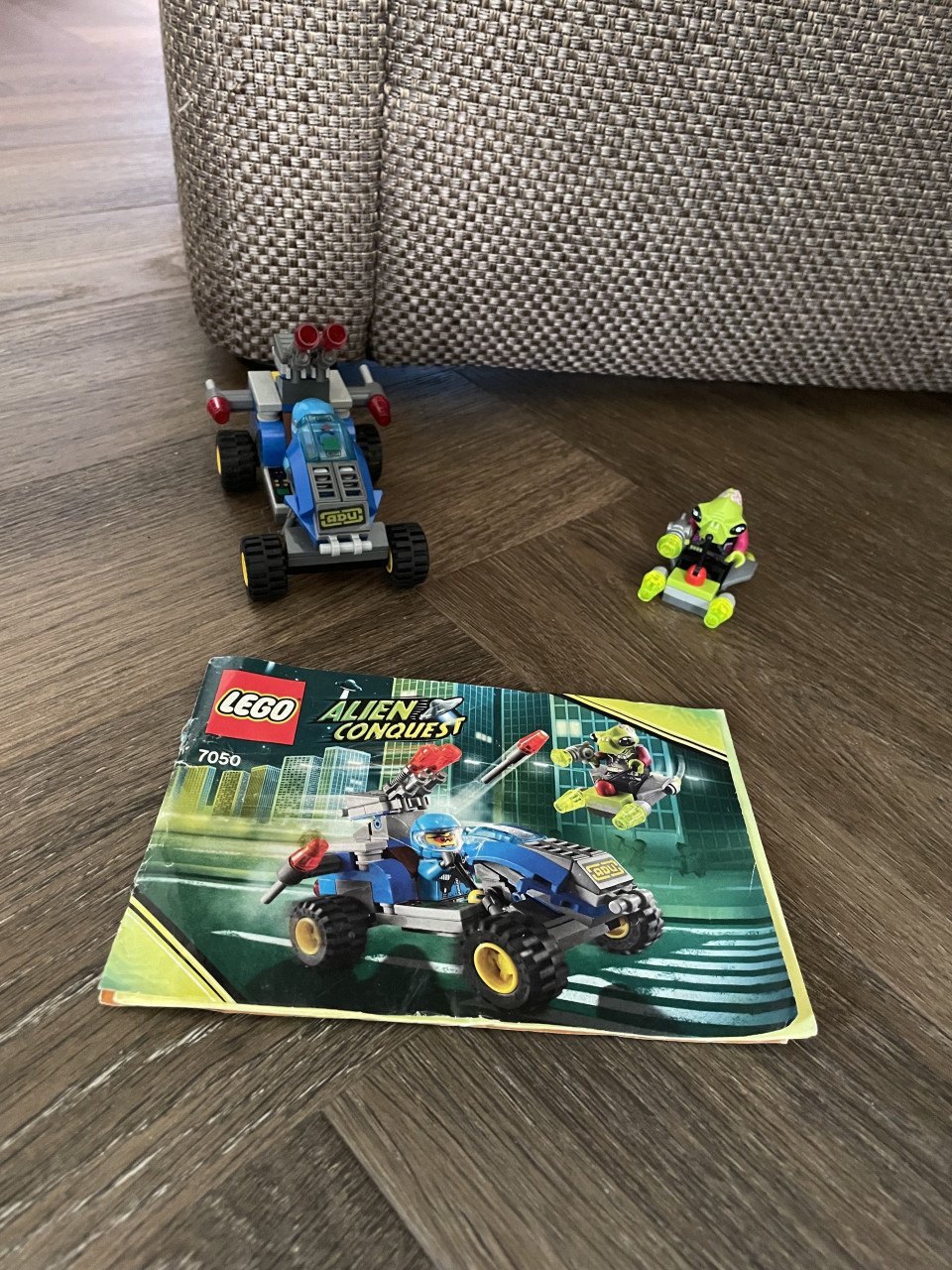 Lego Alien conquest: Alien verdediger 7050