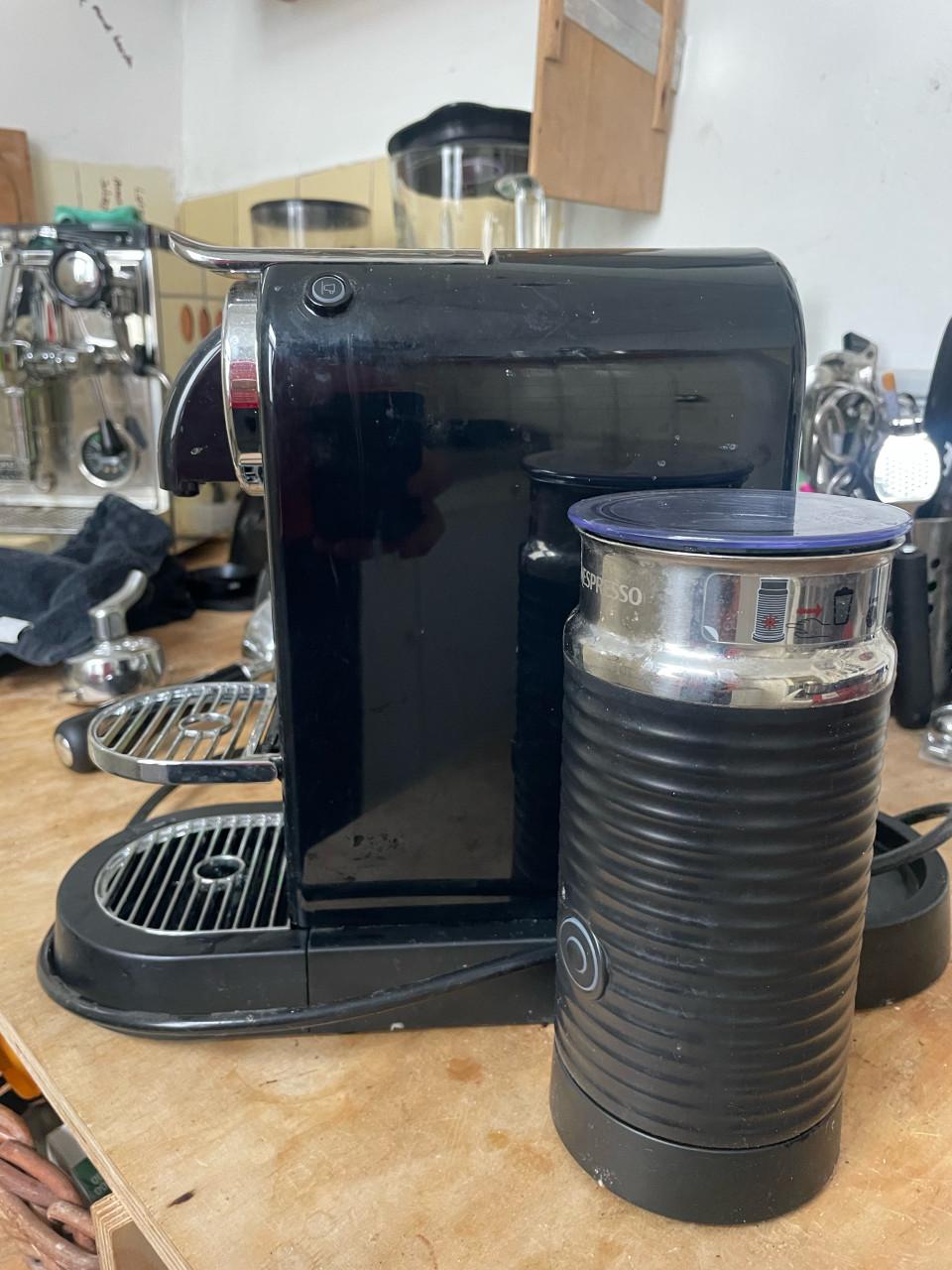 Nespresso koffiezetapparaat