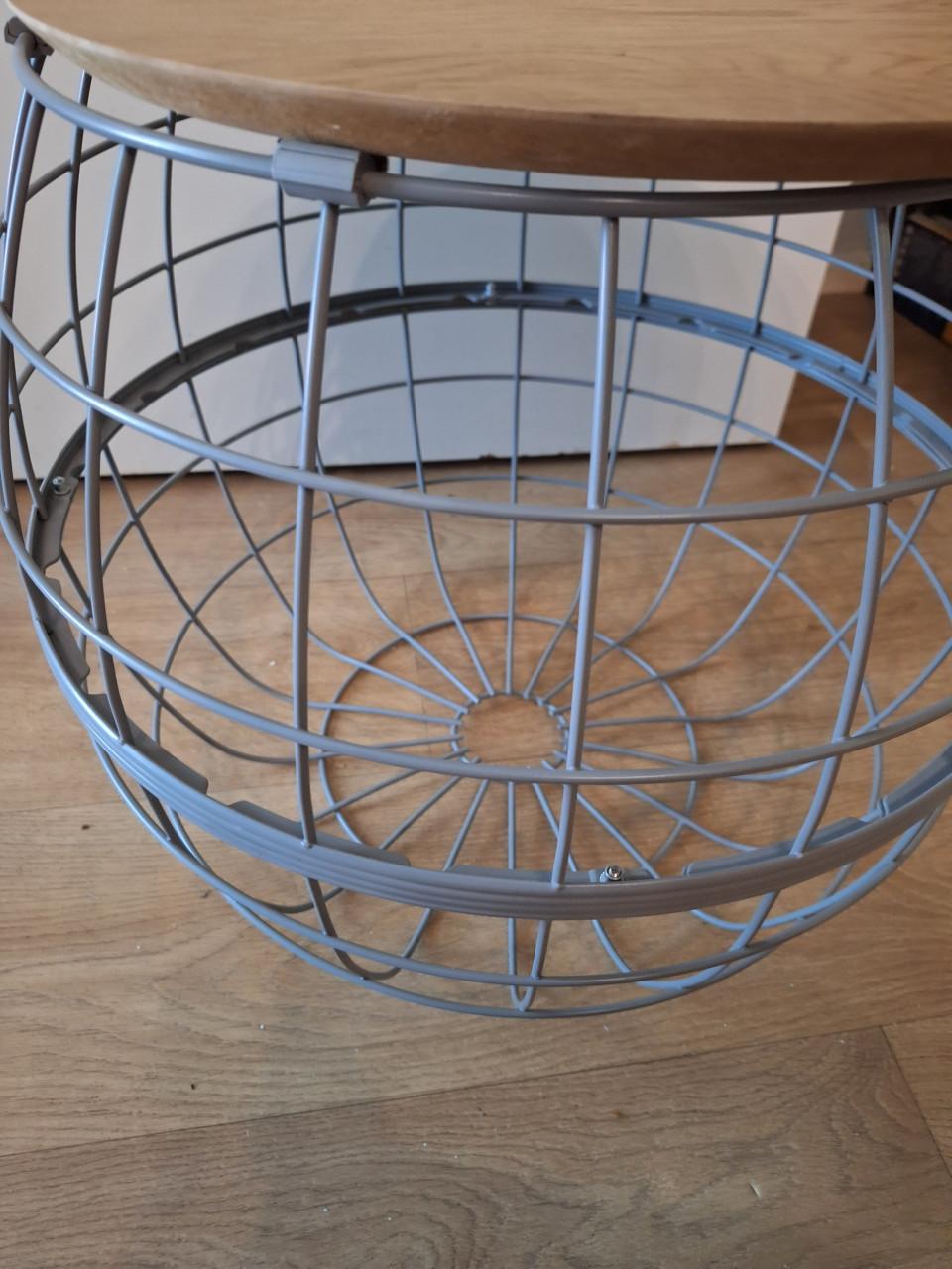 Stevig tafeltje