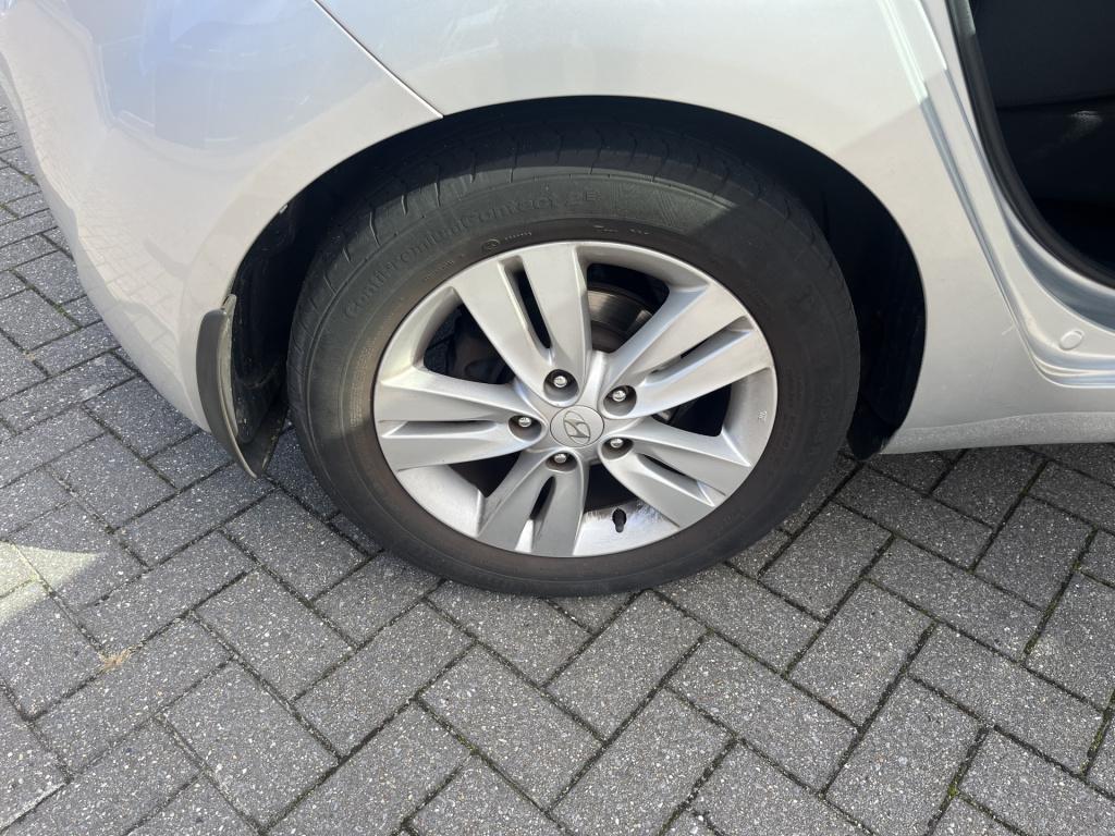 Hyundai Ix20 1.4i i-vision 72 dkm