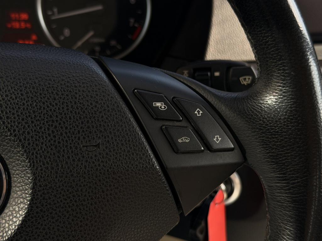 BMW 5 Serie touring 520i business line | cruise | navi | leder | stoelverwa