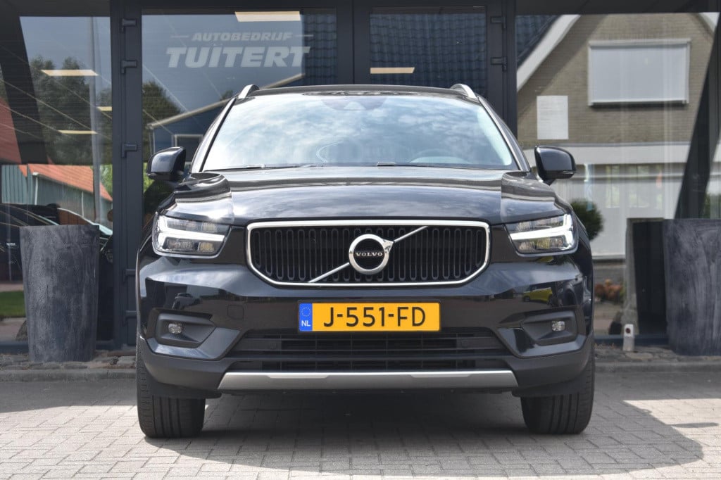 Volvo XC40 1.5 t3 leder | stuur en stoelverwarming | camera | apple carplay