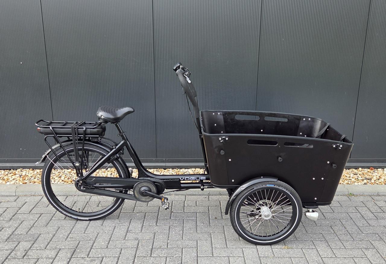 Prachtige Vogue Carry 3 Elektrische Driewielbakfiets  Matzwart (2392 km)