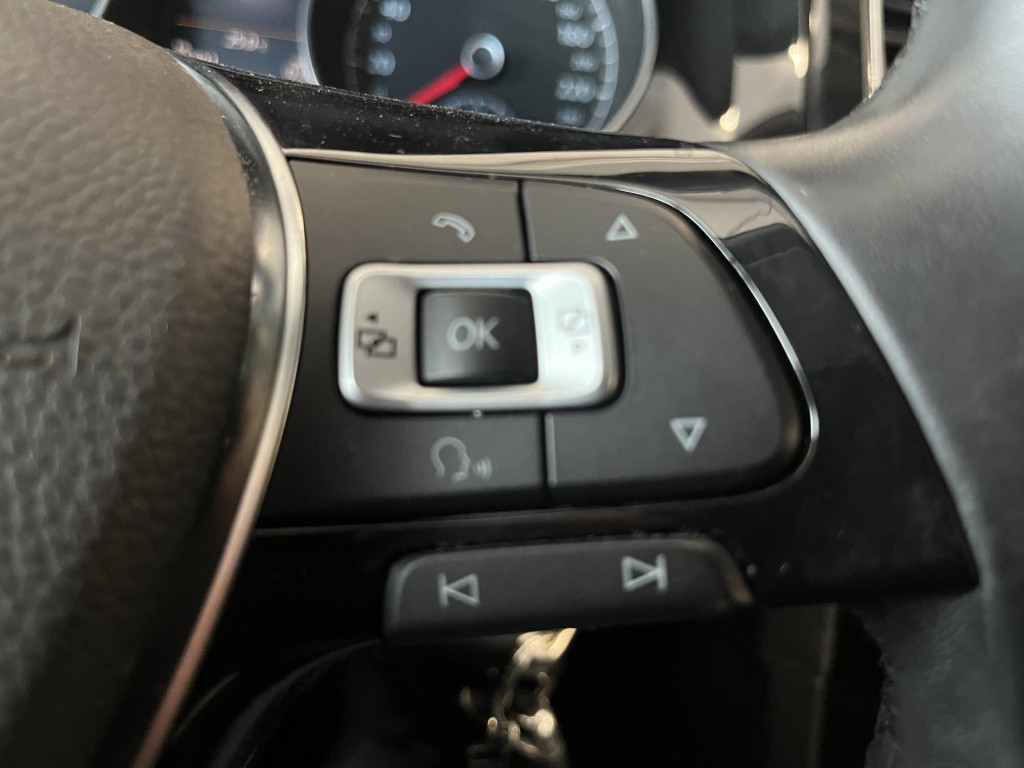 Volkswagen Golf variant 1.4 tsi highline 65 dkm