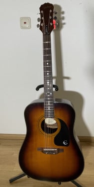 Epiphone akoestische gitaar met.....