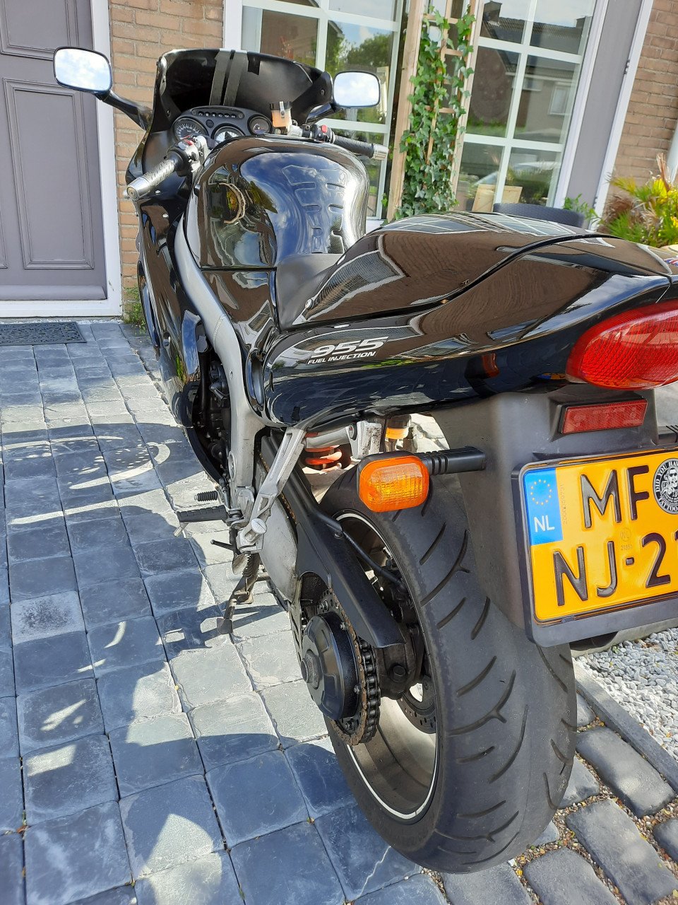 Triumph ST Sprint 955i