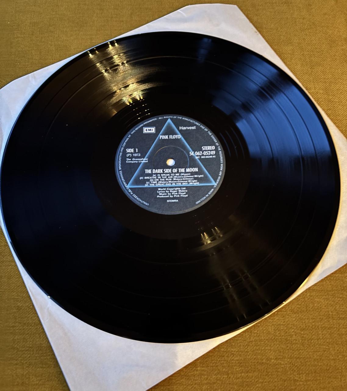 Pink Floyd - The Dark Side of the Moon LP