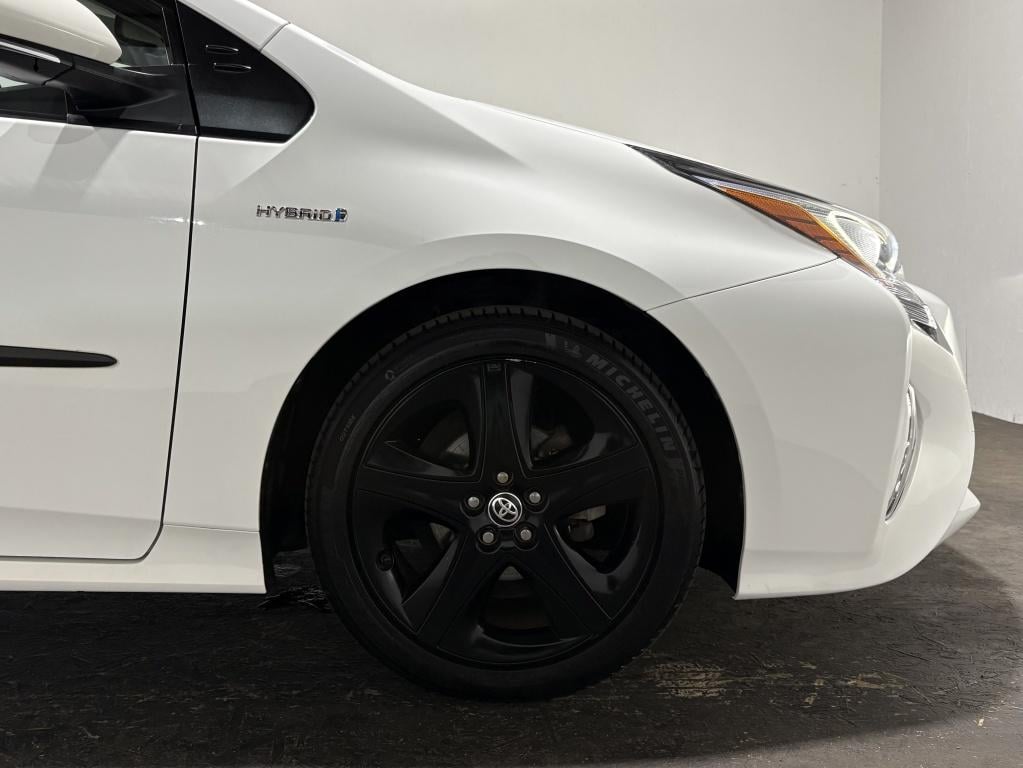 Toyota Prius 1.8 first edition | camera | bsm | pdc |