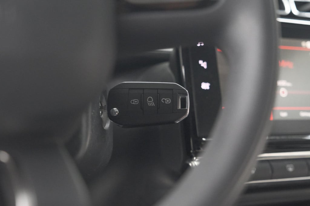 Citroen C3 puretech 110 eat6 max | apple carplay | parkeersensoren | climat