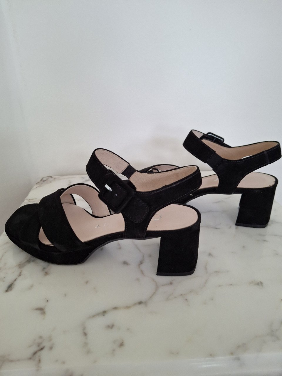 Gabor ,zwarte dames schoenen. Open teen en hiel  4 = 37