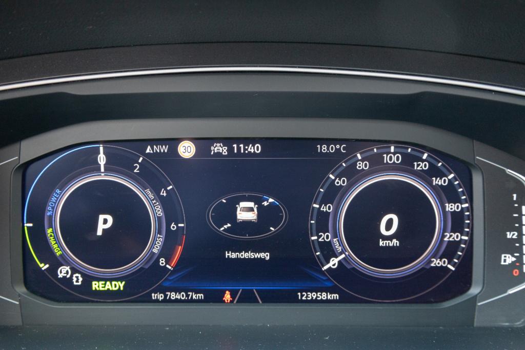 Volkswagen Tiguan 1.4 tsi ehybrid 2x r-line business+ ✅pano✅matrix✅acc✅cam