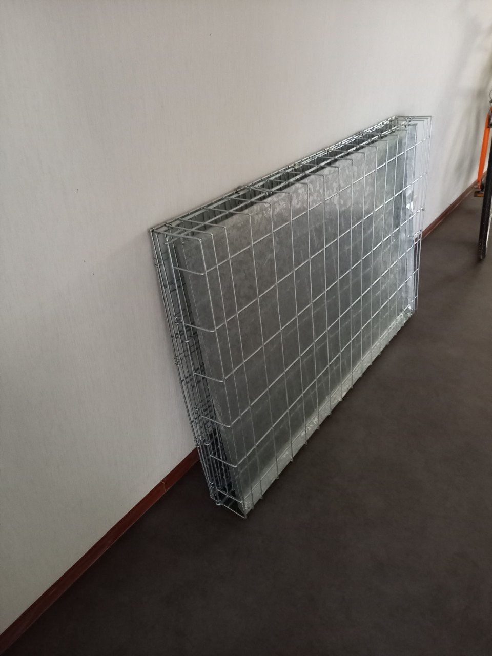 Grote hondenbench (L 123 cm B 80 cm H 88 cm) te koop