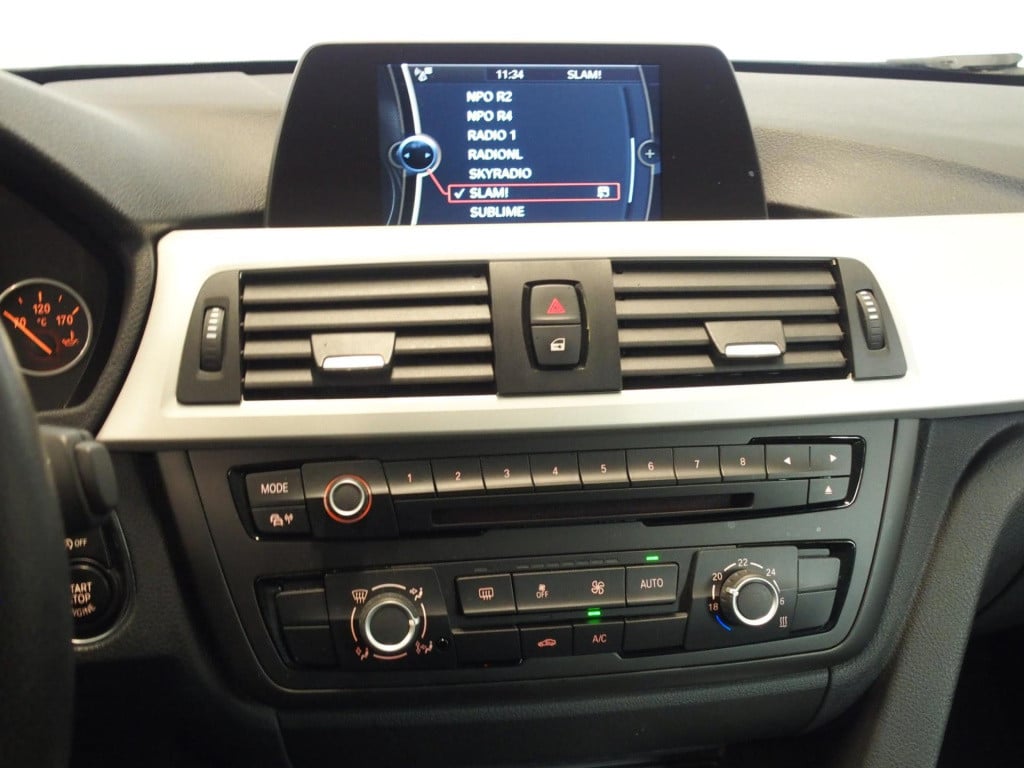 BMW 3-serie touring 320i high executive nl auto, leder, trekhaak