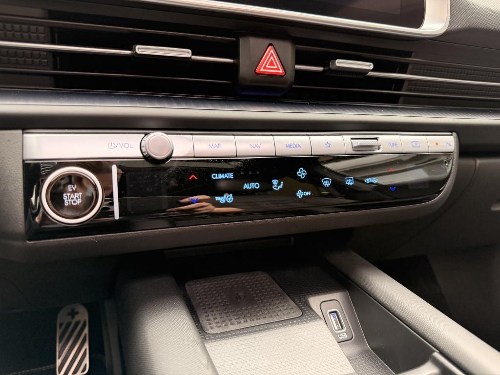 Hyundai Ioniq 6 first edition awd 77.4kwh | soh 100% | 1e eigenaar | dealer