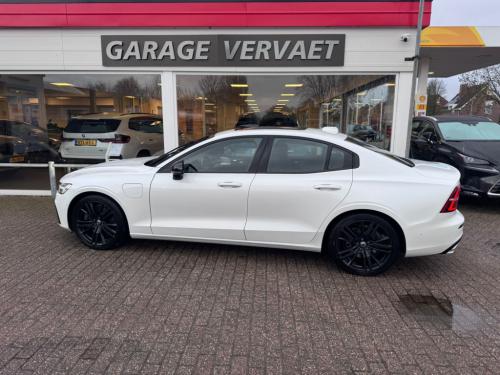 Volvo S60 2.0 t8 awd twin engine r-design