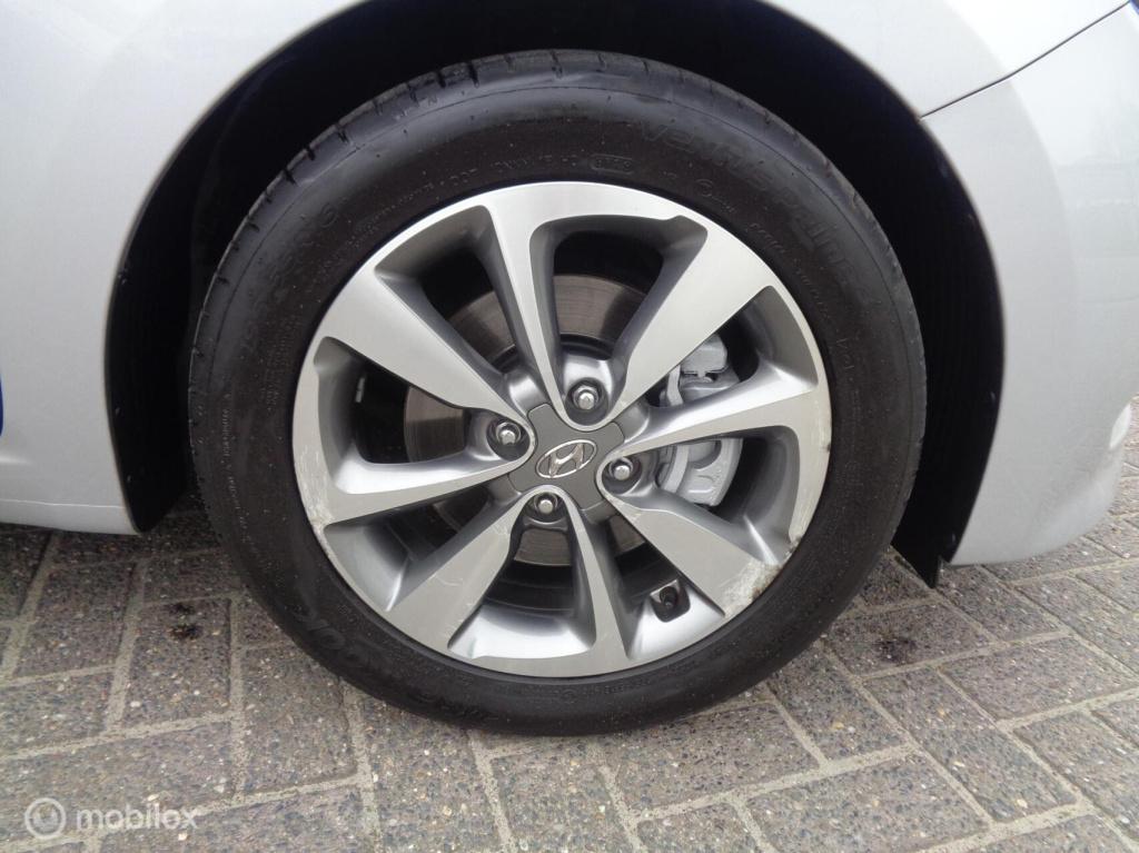 Hyundai I 20 1.0 t-gdi comfort/airco/camera/pdc/1st eig/lm velgen/slechts 8