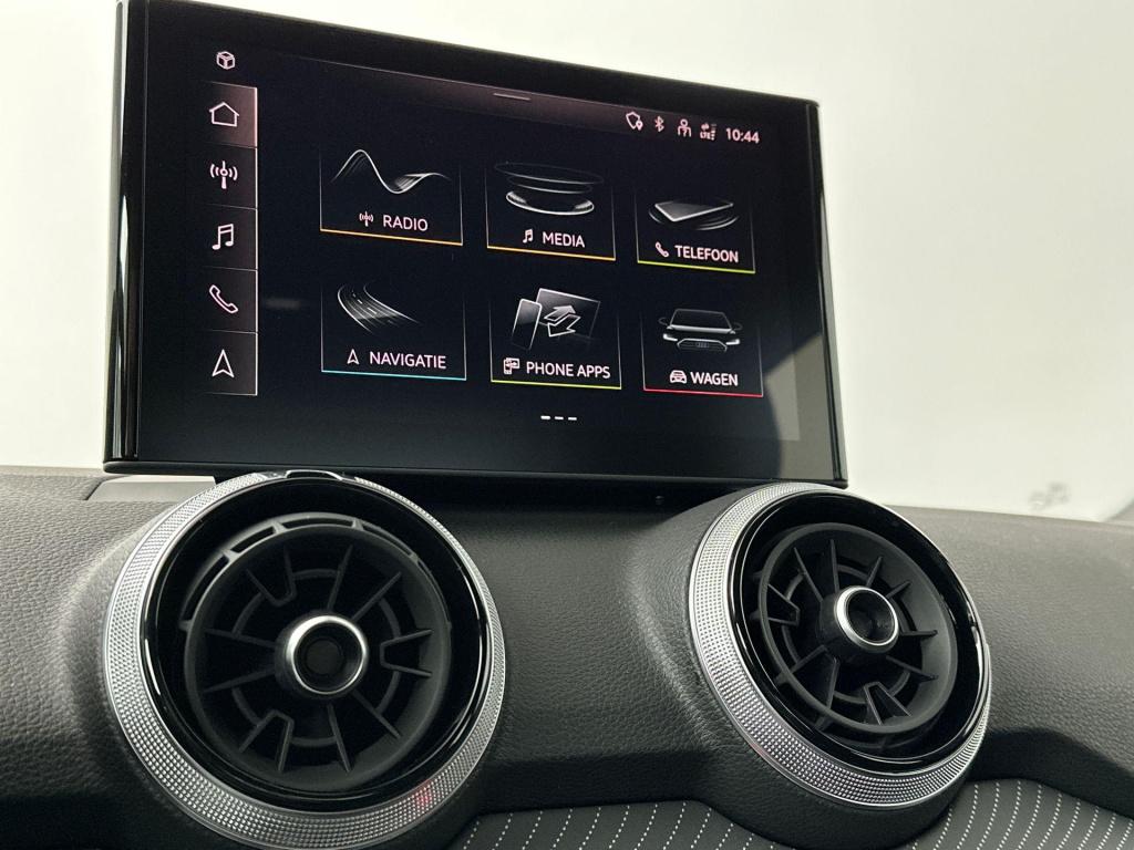 Audi Q2 s edition 35 tfsi 110 kw / 150 pk hatchback 7 vers