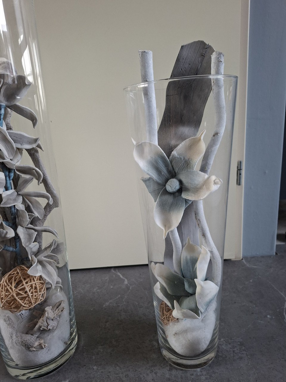3 vazen met kunstbloemen