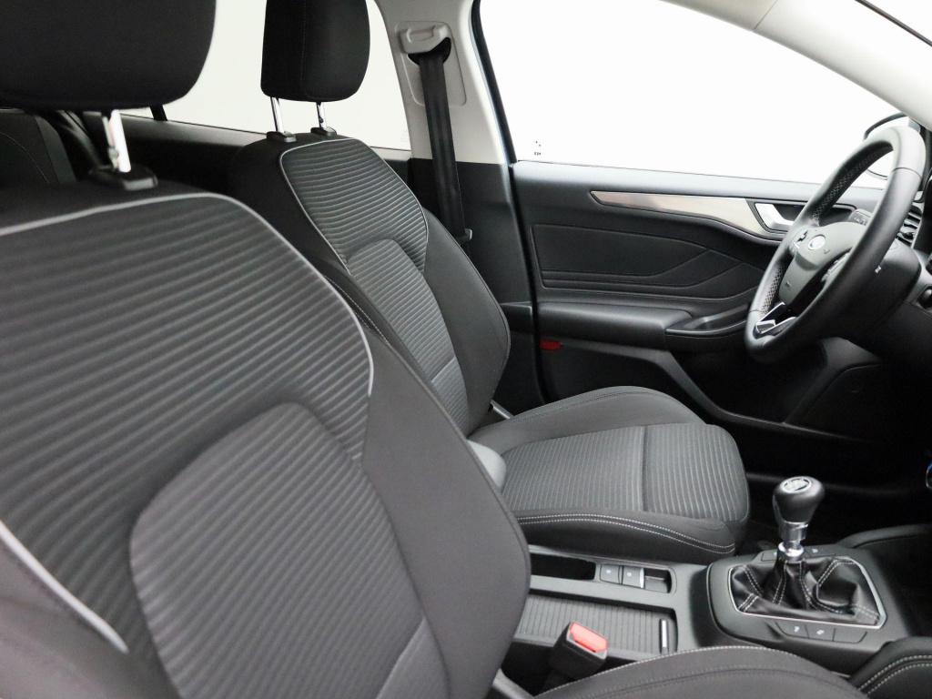 Ford Focus wagon 1.0 ecoboost hybrid titanium x business | lmv | parkeer se