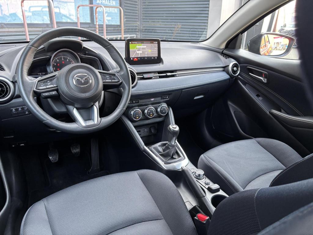 Mazda 2 1.5 skyactiv-g luxury i-activesense pack, nl-auto!