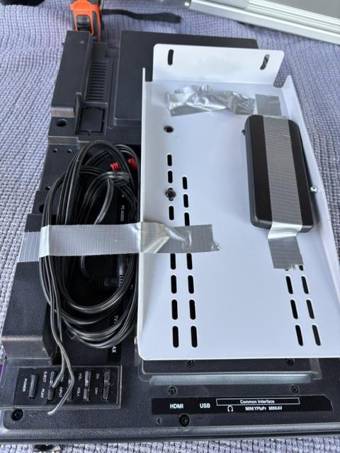 12v TV camper/caravan met automatische schotel