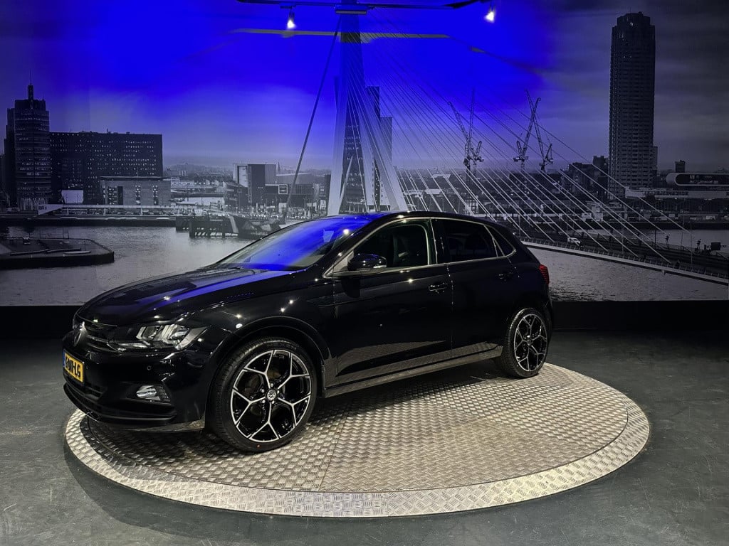 Volkswagen Polo 1.0 tsi comfortline *navi*appconnect*acc*