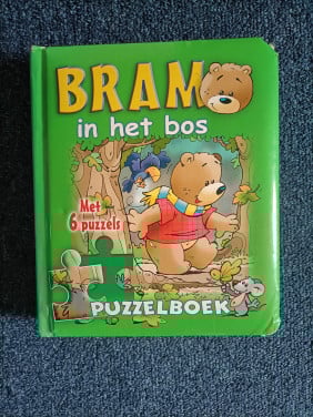 Kinderboekje Bram in het bos, met 6 puzzels erin. Voor € 1,-