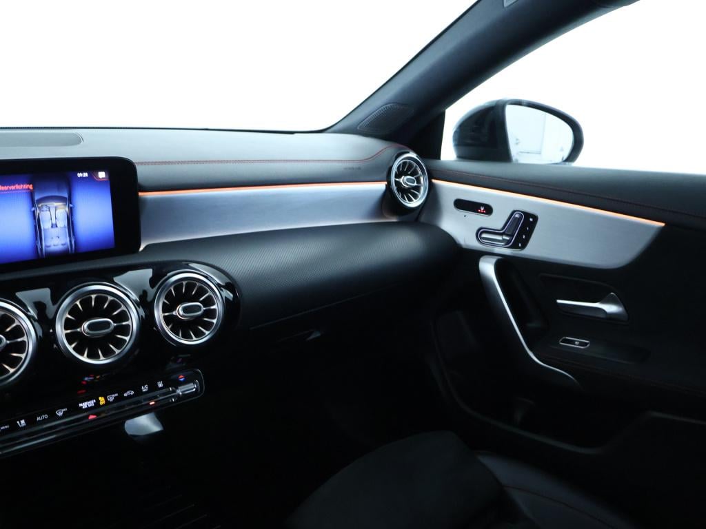 Mercedes-Benz Cla 250 e premium plus | memory pakket | panoramadak | sfeerv