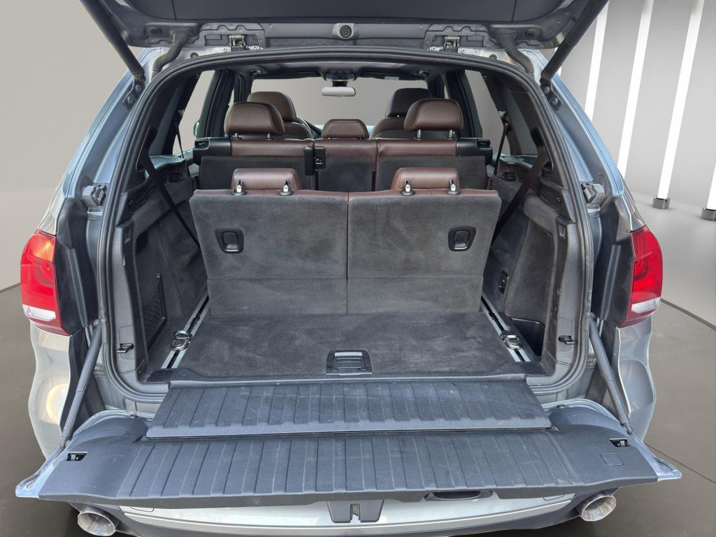 BMW X5 xdrive30d high executive 7p. pano h-up 360 memory