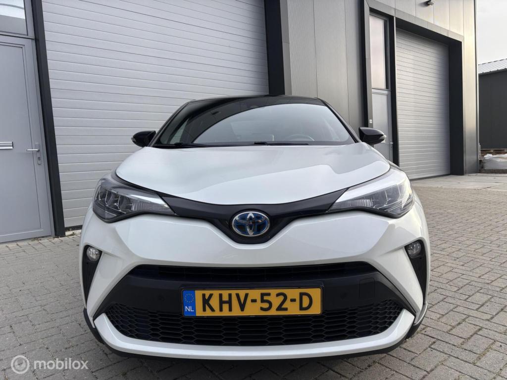 Toyota C-hr 1.8 hybrid bi-tone