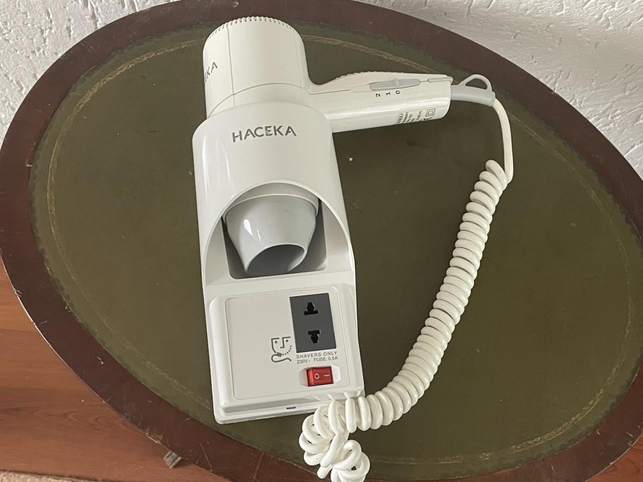 Haceka 1200W wandmontage fohn nieuw ongebruikt