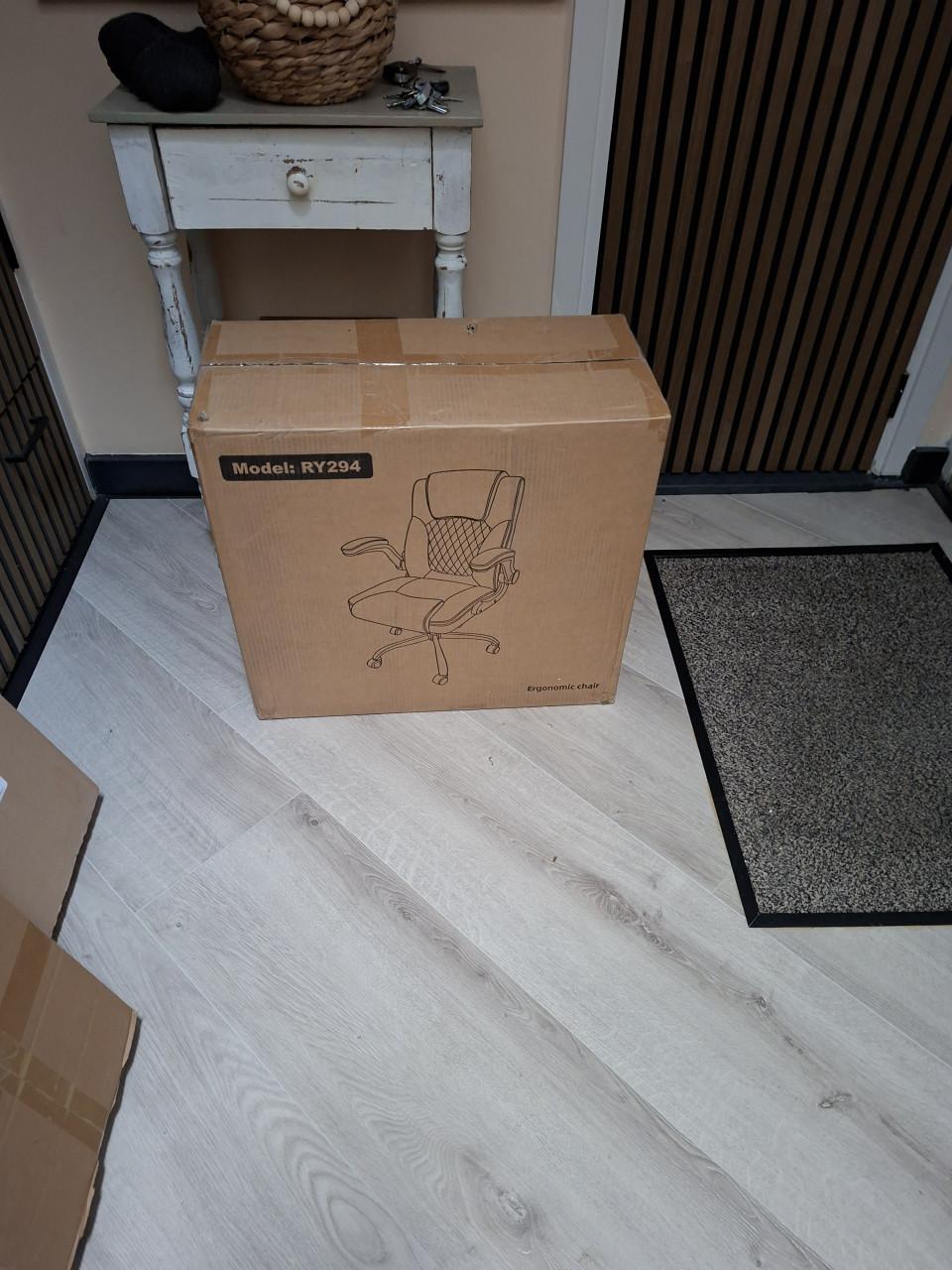 Gereserveerd Ergonomische bureaustoel nieuw in doos