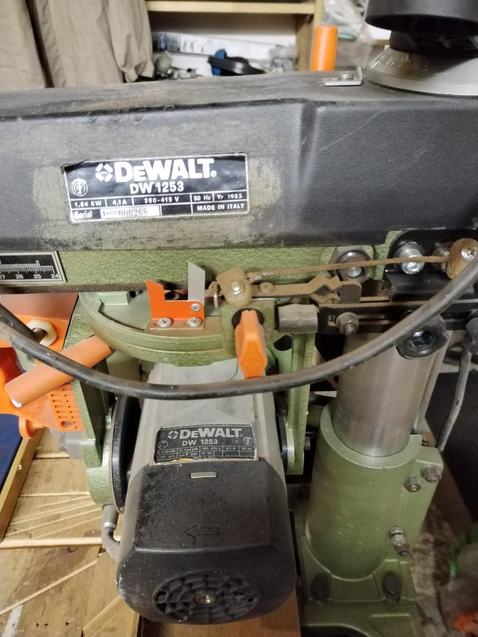 Radiaalzaag Dewalt DW1253