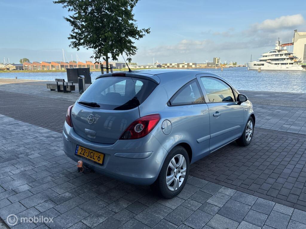 Opel Corsa 1.4-16V Cosmo Airco km114.154 Nap 3Deurs BJ2009