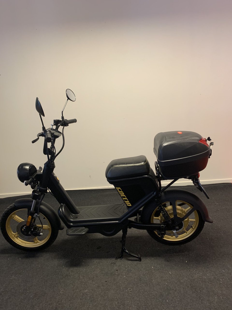 AGM GOCCIA GOLD EDITION NU 895,= RIJKLAAR