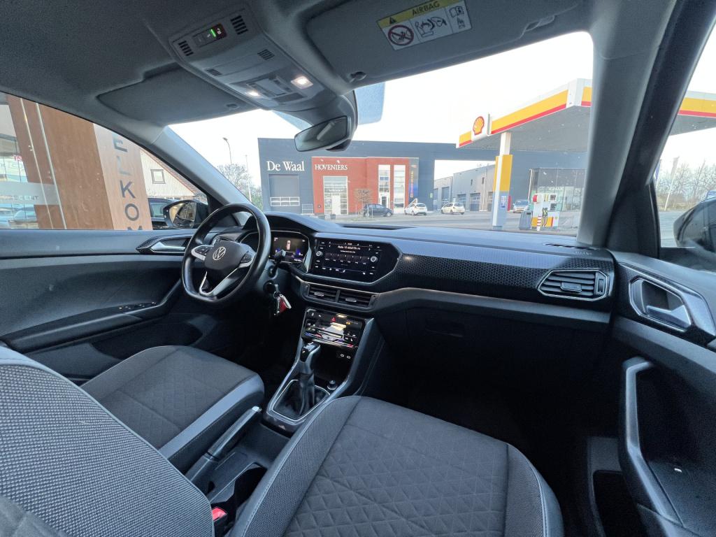 Volkswagen T-cross 1.5 tsi style business r | apple/ android carplay | dab 