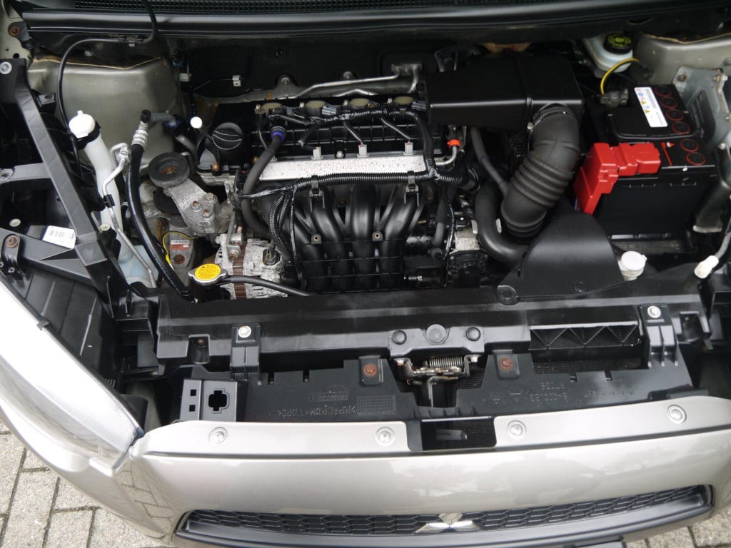 Mitsubishi Colt 1.3 intro edition|trekhaak|rijklaar