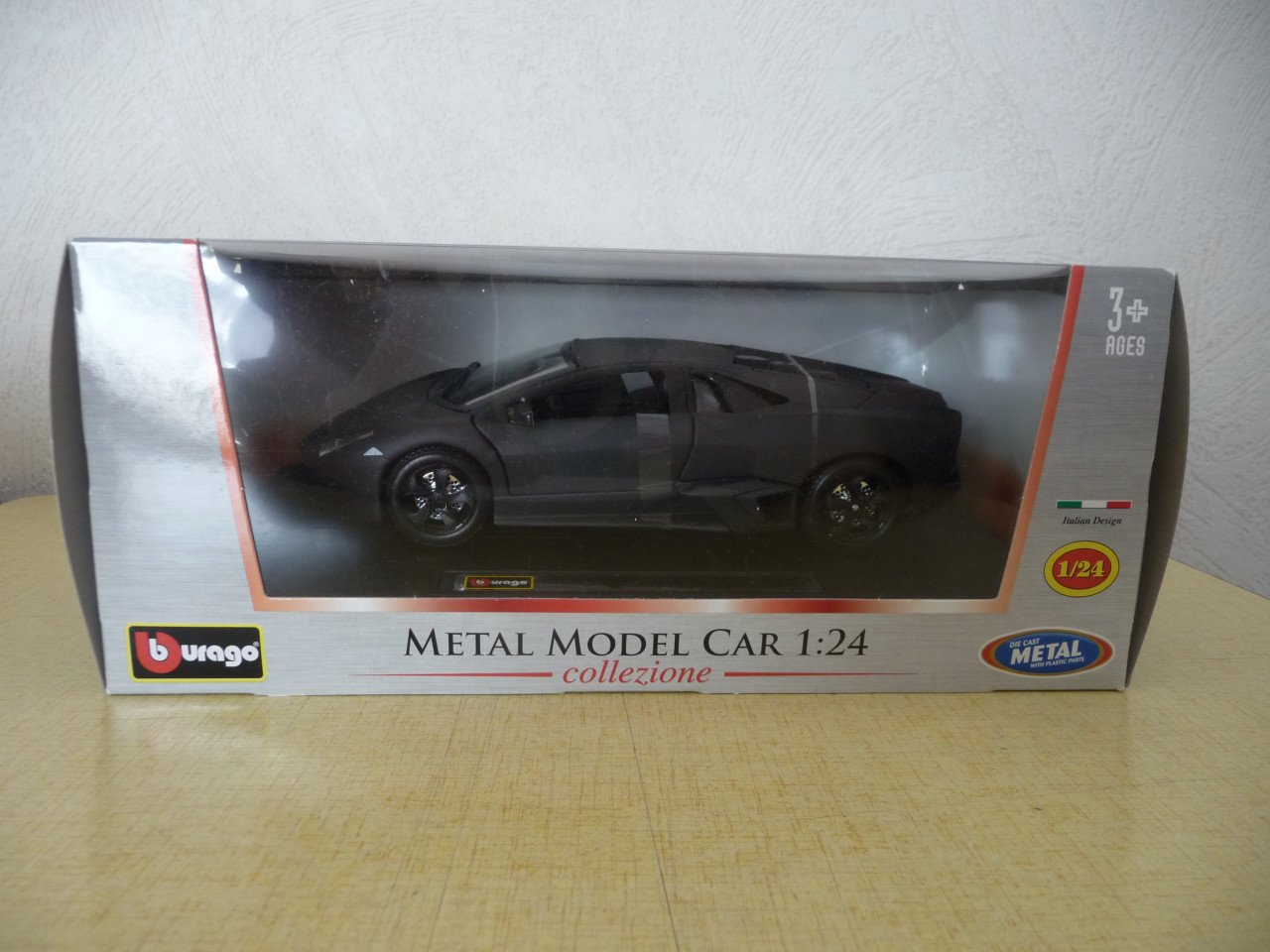 Lamborghini's 1/24 Gallardo Aventador Bburago Maisto